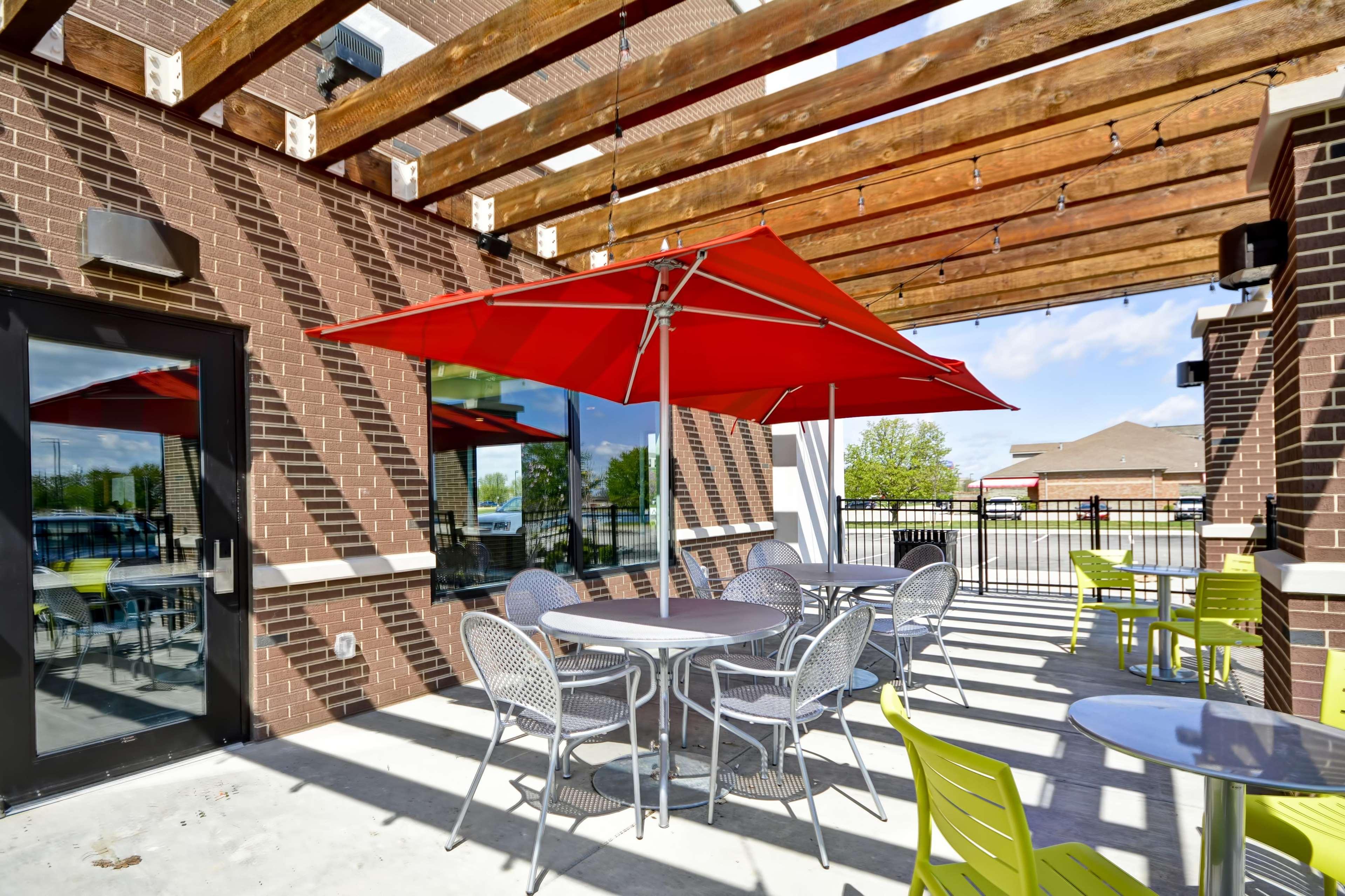 Home2 Suites By Hilton Evansville Exterior foto